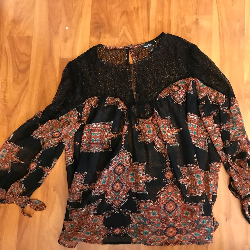 Floral see through top with black lace on top